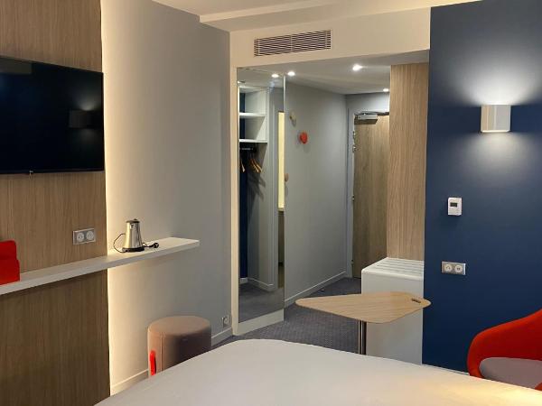 Holiday Inn Express - Nice - Grand Arenas, an IHG Hotel : photo 8 de la chambre chambre lit queen-size standard avec canapé-lit