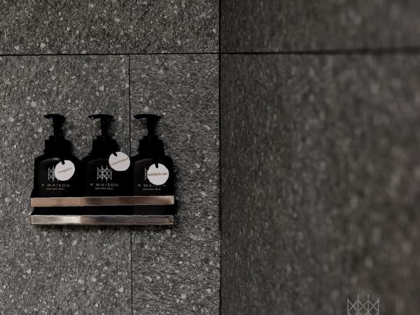 K Maison Lanna Boutique Hotel-SHA Plus Certified : photo 10 de la chambre hébergement lanna deluxe