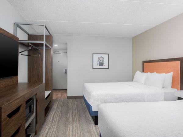 Hampton Inn Louisville Airport Fair/Expo Center : photo 1 de la chambre chambre double avec 2 lits doubles - non-fumeurs