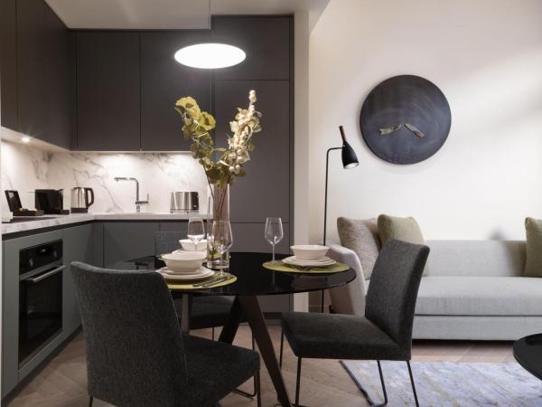 Marriott Executive Apartments Istanbul Fulya : photo 4 de la chambre appartement 2 chambres avec balcon - vue sur ville