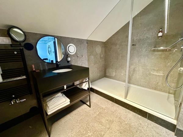 Hotel Liberte 33 BW Premier Collection : photo 3 de la chambre junior suite with king and sofa bed