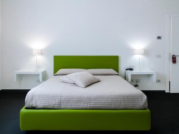 Vittoria Design Hotel di Luce Hotels : photo 2 de la chambre chambre double standard