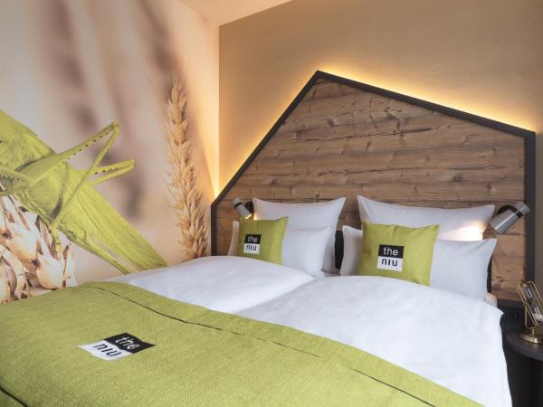 Holiday Inn - the niu, Mill Cologne Mülheim, an IHG Hotel : photo 2 de la chambre chambre premium lit queen-size avec canapé-lit