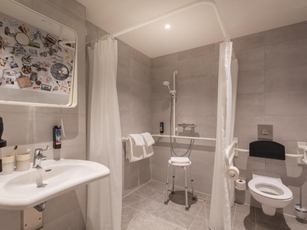 Holiday Inn - the niu, Mill Cologne Mülheim, an IHG Hotel : photo 2 de la chambre chambre lit queen-size accessible aux personnes à mobilité réduite