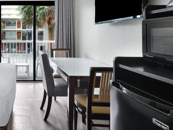 Captain's Quarters Resort : photo 2 de la chambre suite junior