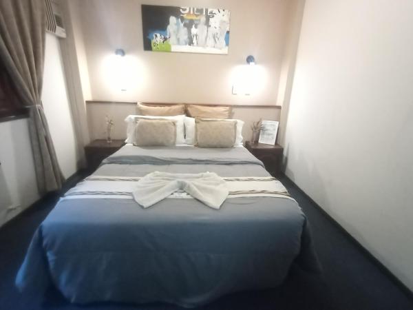 Hostel Spa Mediterranea : photo 1 de la chambre chambre familiale avec salle de bains privative