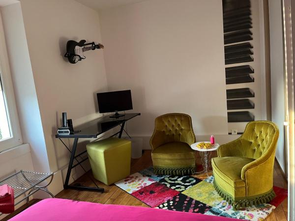 Chambre d'hôtes Le Cadran des Chauvelles : photo 2 de la chambre suite