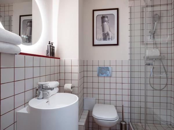 Ibis Styles Rouen Centre Cathédrale : photo 6 de la chambre chambre simple standard avec balcon et vue