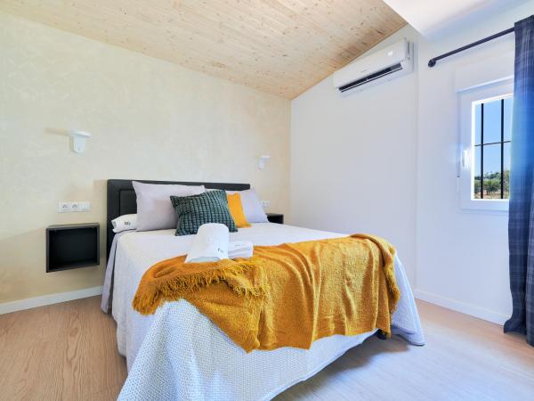 RG Duque de Aveiro auto check-in : photo 6 de la chambre chambre double avec salle de bains privative