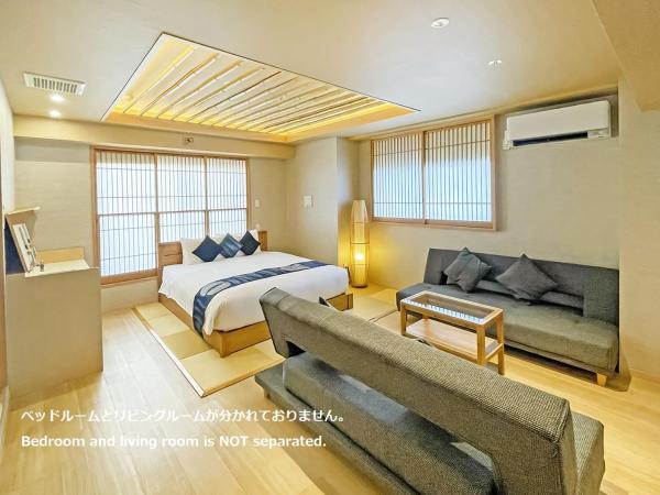 Stay SAKURA Tokyo Shinjuku Hyakukura : photo 2 de la chambre suite lit queen-size avec baignoire spa