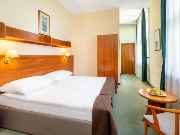 Hotel Millennium : photo 4 de la chambre chambre double ou lits jumeaux supérieure