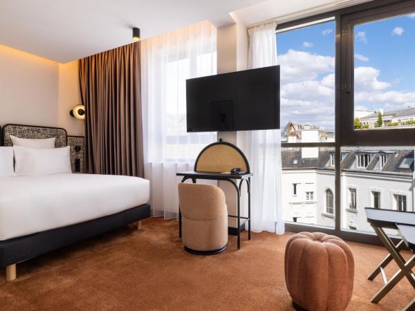 Hotel Maison Hamelin Paris - Handwritten Collection : photo 5 de la chambre junior suite with one double and one sofa bed