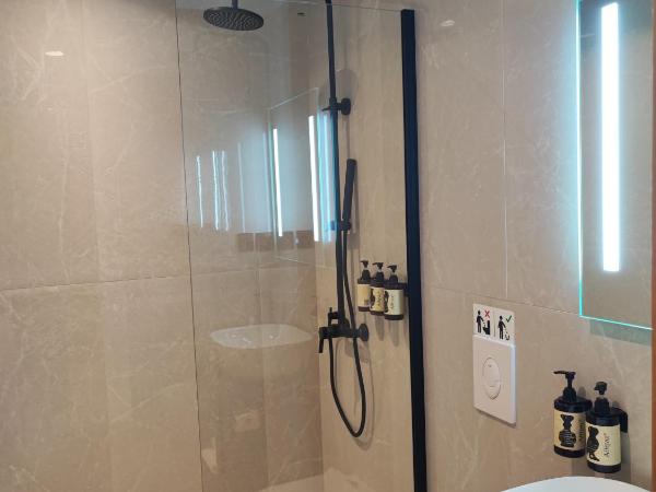 Regal Hotel Mitropoleos : photo 4 de la chambre chambre double Économique (sans fenêtre)