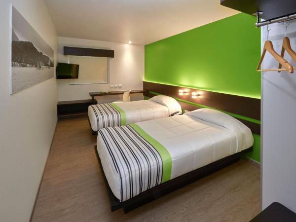 City Express Junior by Marriott Puebla Angelopolis : photo 5 de la chambre chambre lits jumeaux