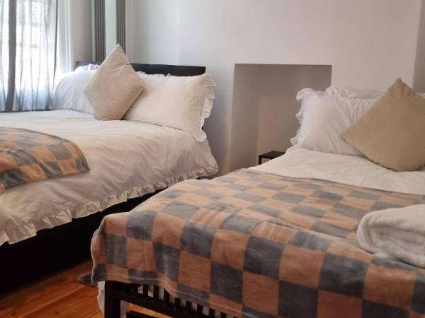 King's Cross Road Private Rooms : photo 2 de la chambre chambre quadruple avec salle de bains commune