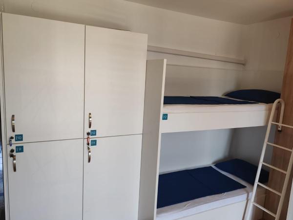 Hostel Pulp Fiction : photo 6 de la chambre lit dans dortoir 6 lits