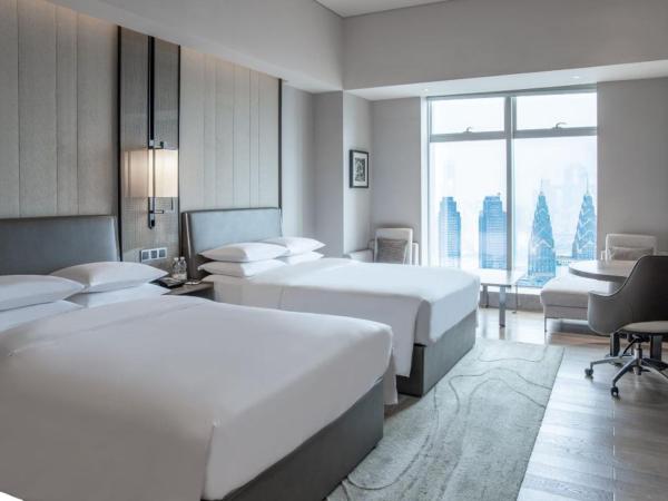 Chongqing Marriott Hotel : photo 1 de la chambre exclusive twin room with river view