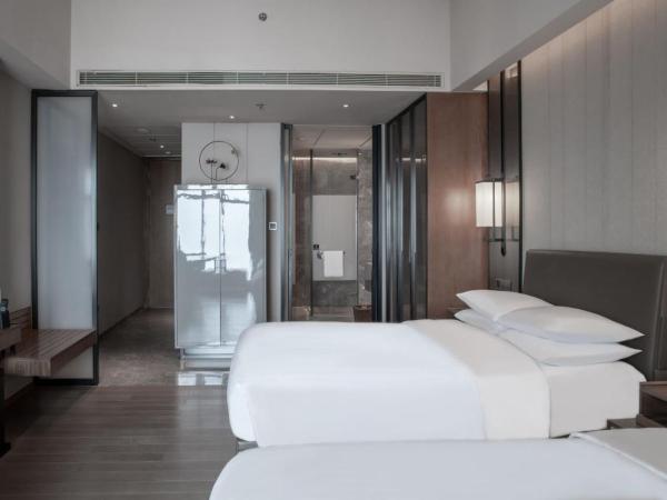 Chongqing Marriott Hotel : photo 2 de la chambre chambre lits jumeaux deluxe - vue sur ville
