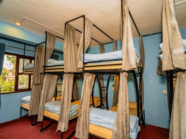 Rest Up Kathmandu Hostel : photo 8 de la chambre lit dans dortoir mixte de 6 lits