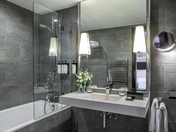 Sofitel Strasbourg Grande Ile : photo 6 de la chambre suite lit king-size junior avec coin salon