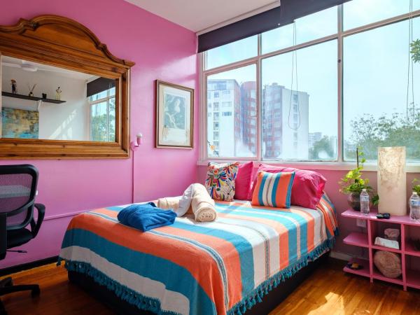 ITZAE Polanquito CDMX Lincoln Park dog friendly : photo 4 de la chambre chambre quadruple avec salle de bains commune
