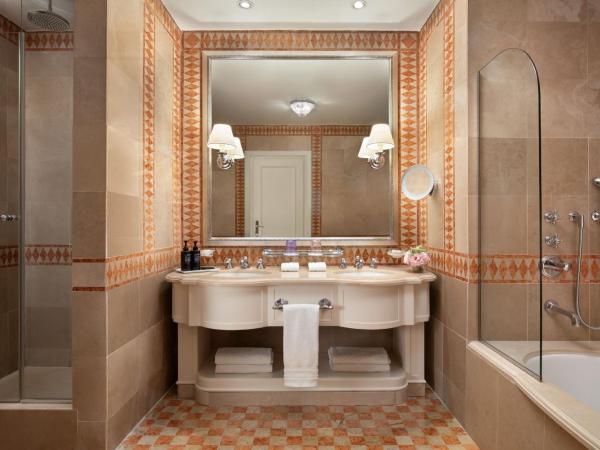 The St. Regis Florence : photo 5 de la chambre chambre double premium arno - vue sur fleuve arno