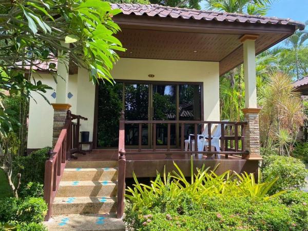 Koh Chang Bailan Beach Resort : photo 7 de la chambre bungalow supérieur