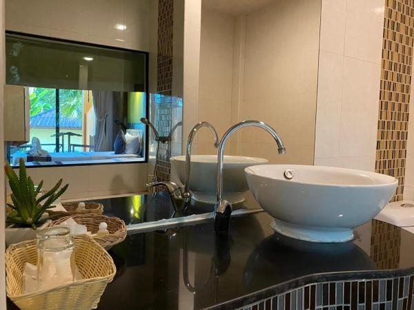 Koh Chang Bailan Beach Resort : photo 5 de la chambre chambre double junior