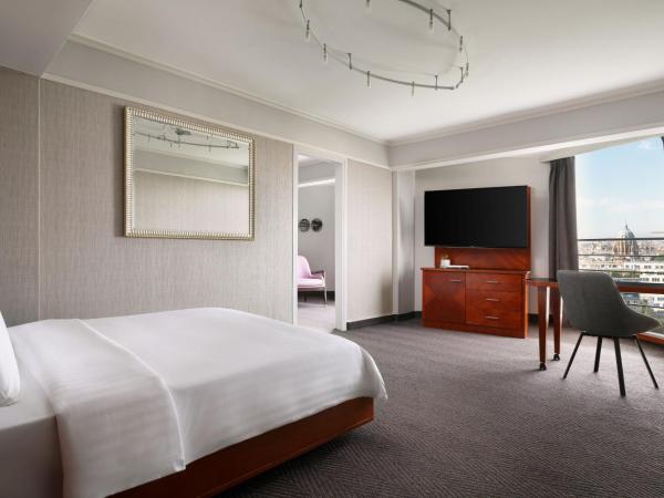 Paris Marriott Rive Gauche Hotel & Conference Center : photo 1 de la chambre suite familiale