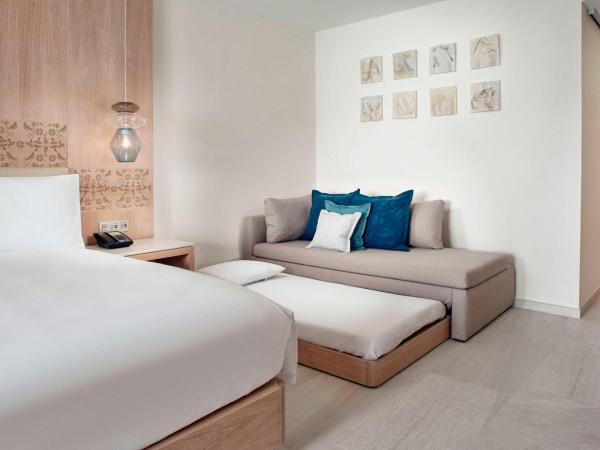 JW Marriott Cancun Resort & Spa : photo 3 de la chambre chambre lit king-size de luxe avec balcon - vue sur océan