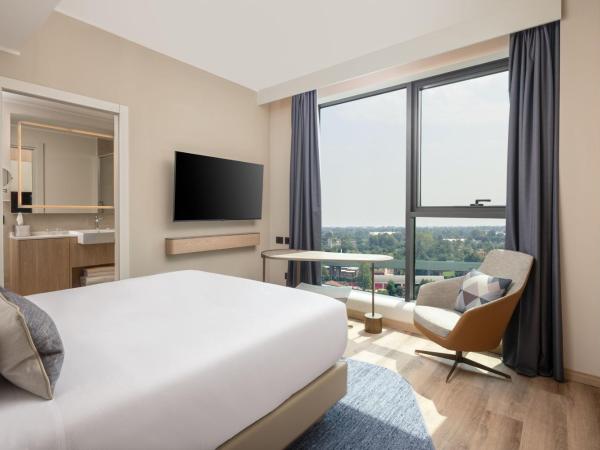 Courtyard by Marriott Milano Linate : photo 9 de la chambre deluxe queen room - high floor