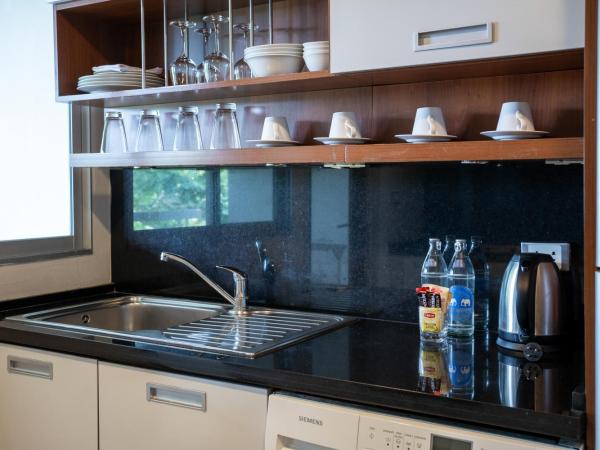 The Park Nine Hotel Srinakarin : photo 4 de la chambre superior 2 bedroom suite (double king bed)