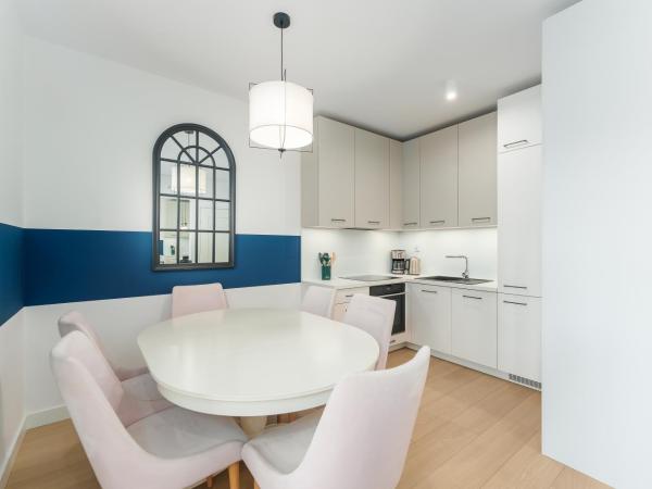 FARO Apartamenty Polanki Aqua free parking 4 baseny : photo 4 de la chambre appartement 2 chambres deluxe avec balcon