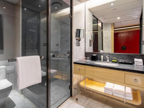 Le Meridien Chongqing Nan'an : photo 6 de la chambre deluxe room, 1 king, city view