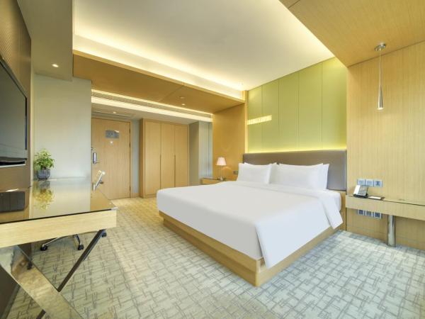Hangzhou Tower Hotel : photo 3 de la chambre chambre supérieure lit queen-size