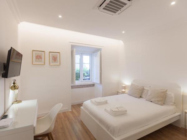 FLH Alcântara Guest House : photo 1 de la chambre grande chambre double 