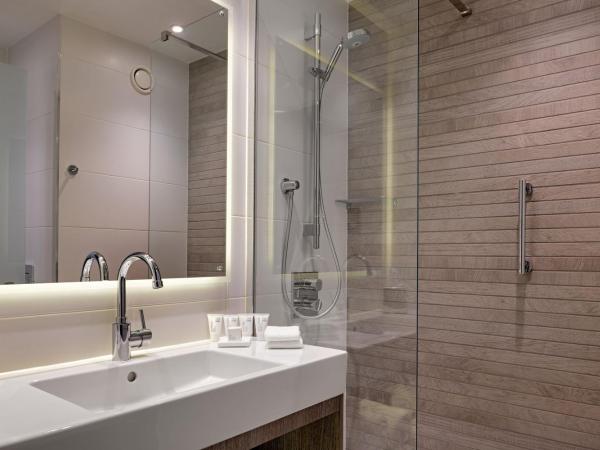 AC Hotel by Marriott Manchester City Centre : photo 6 de la chambre chambre double standard