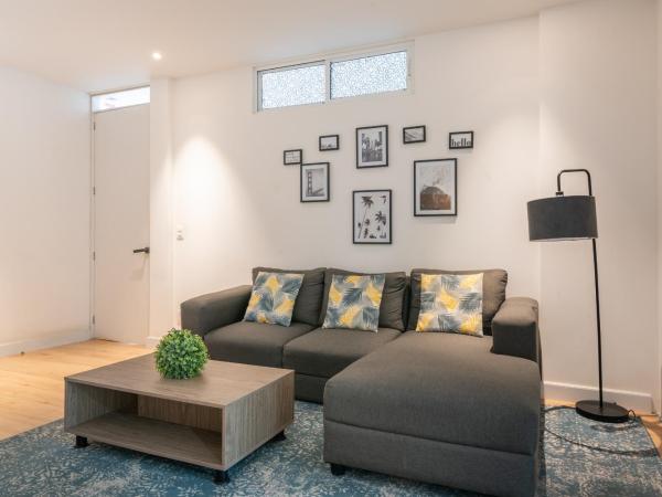 Quiet Stylish Studio, Smart Tv, Six Flags 1k : photo 5 de la chambre appartement