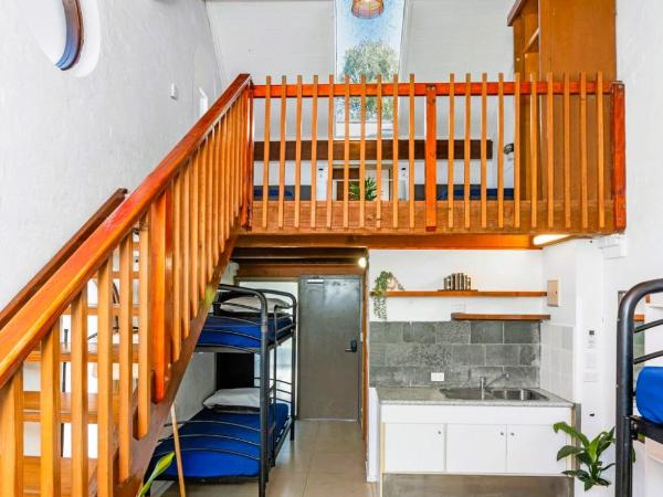 Aquarius Backpackers Resort : photo 1 de la chambre bed in 6-bed female dormitory room (age 18 - 35 years only)