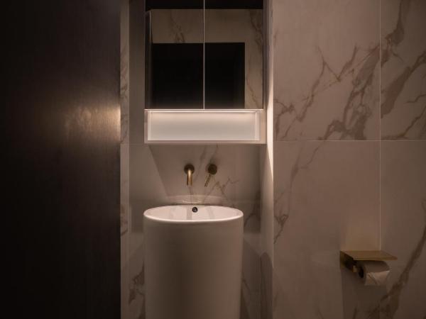 CUBE Social at Boat Quay : photo 5 de la chambre female private room with 4 single capsules