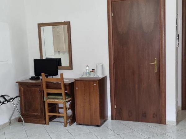 Hotel I Platani : photo 6 de la chambre chambre triple