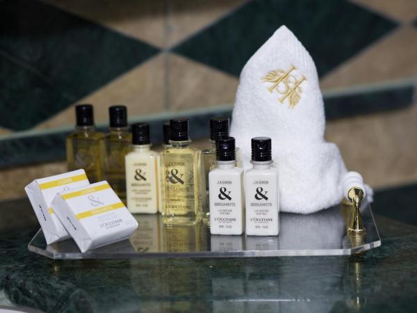 Seven Hills Palace & Spa : photo 7 de la chambre chambre triple dans demeure de caractère - accès gratuit au spa commun (usage autonome)