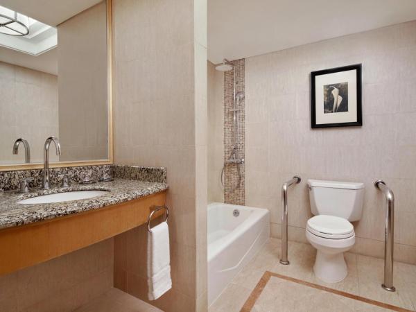 Sheraton Xi'an Hotel : photo 2 de la chambre chambre lits jumeaux deluxe - vue sur ville