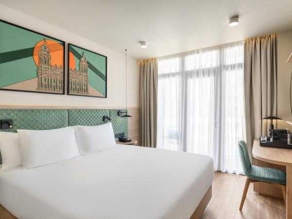 Hilton Garden Inn Debrecen City Center : photo 5 de la chambre chambre lit king-size