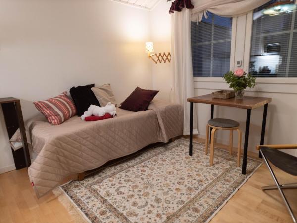 Aaria Bed and Breakfast : photo 3 de la chambre chambre simple avec salle de bains privative