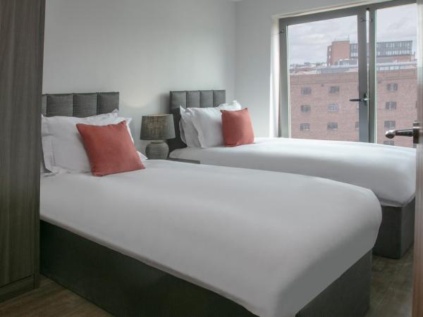 Dockside Aparthotel, Best Western Signature Collection : photo 7 de la chambre two-bedroom apartment with walk-in shower - non-smoking