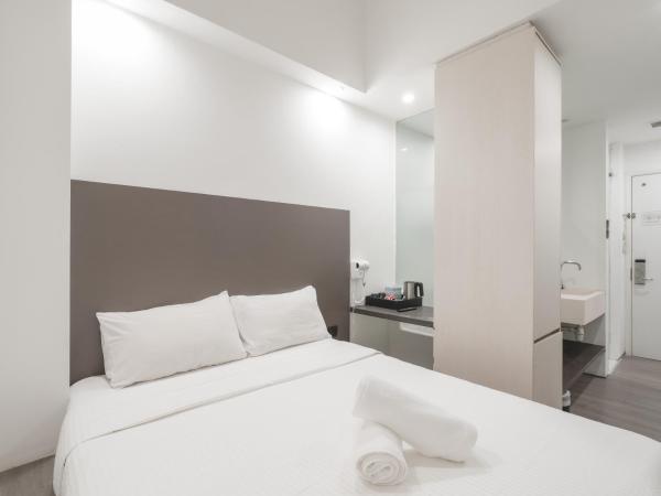 Lion Peak Hotel Dickson : photo 3 de la chambre deluxe double, no window