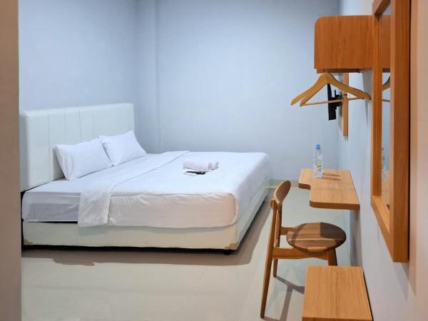 Daffa Inn Syariah near Jogja City Mall mitra RedDoorz : photo 1 de la chambre chambre double standard