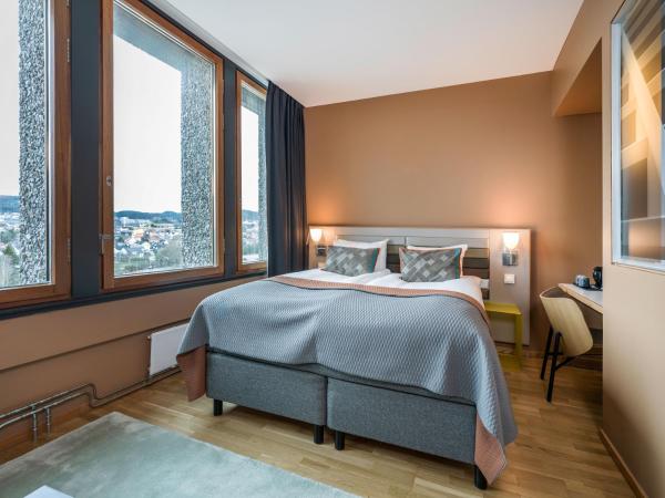 Quality Hotel 33 : photo 1 de la chambre chambre familiale