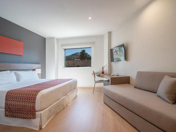 Hotel Granada by Pierre & Vacances : photo 5 de la chambre chambre familiale deluxe